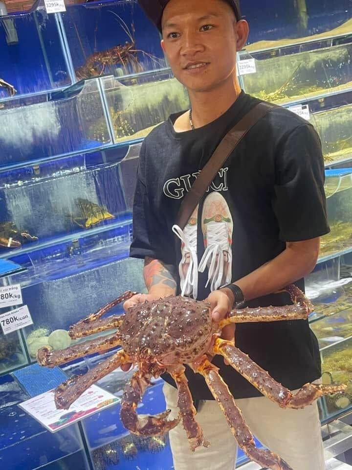 Vựa hải sản Nhà Su & Bee