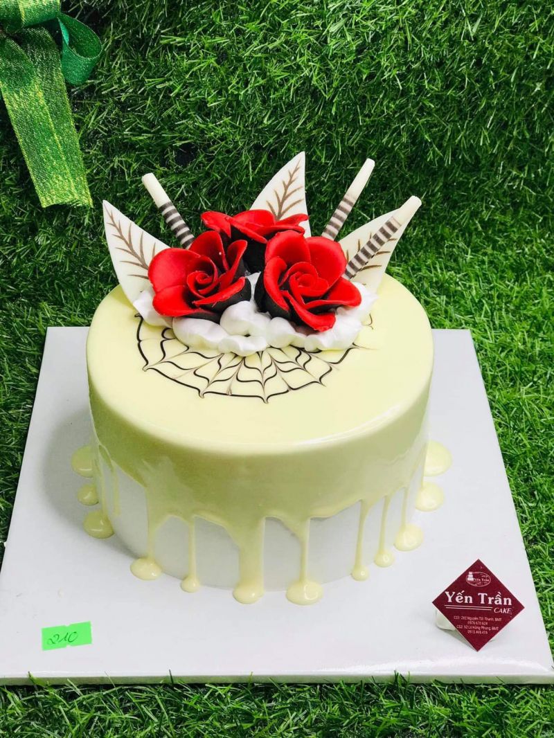 Yến Trần Cake